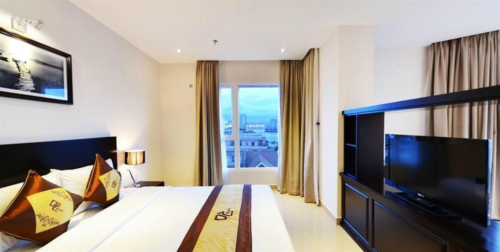 D&C Hotel Дананг Экстерьер фото